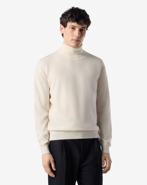 White pure cashmere turtleneck